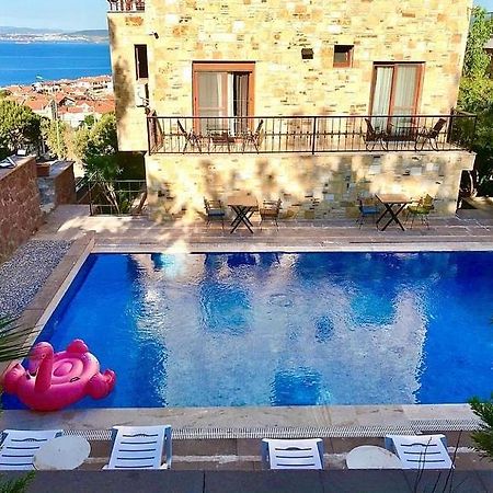 Yeni Foca Butik Otel ภายนอก รูปภาพ