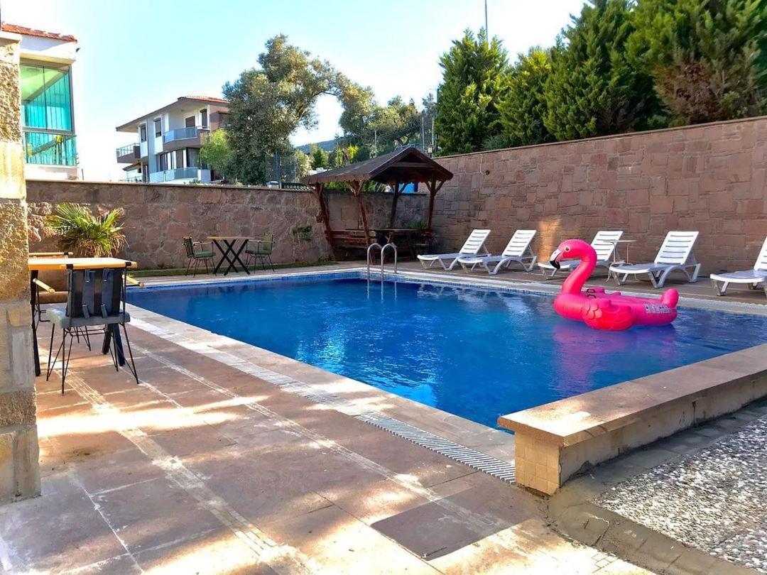 Yeni Foca Butik Otel ภายนอก รูปภาพ