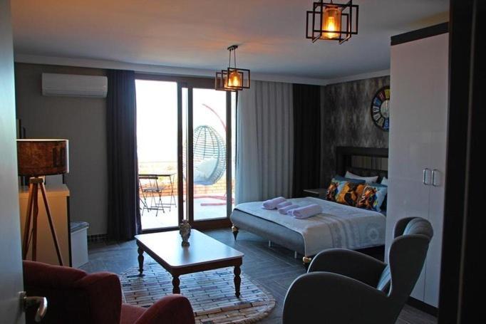Yeni Foca Butik Otel ภายนอก รูปภาพ