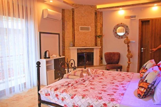 Yeni Foca Butik Otel ภายนอก รูปภาพ